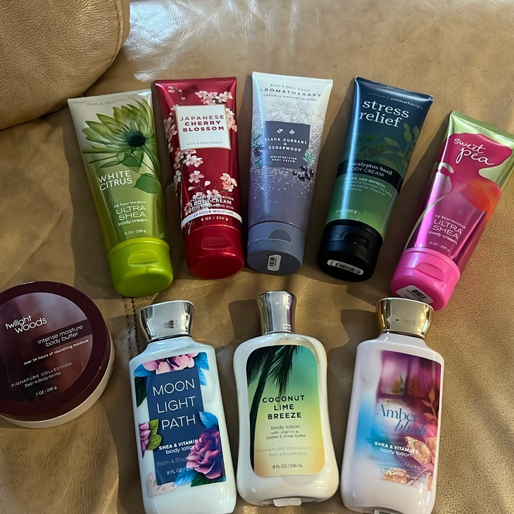 Bed Bath and Beyond Lotion - 9 full size bottles